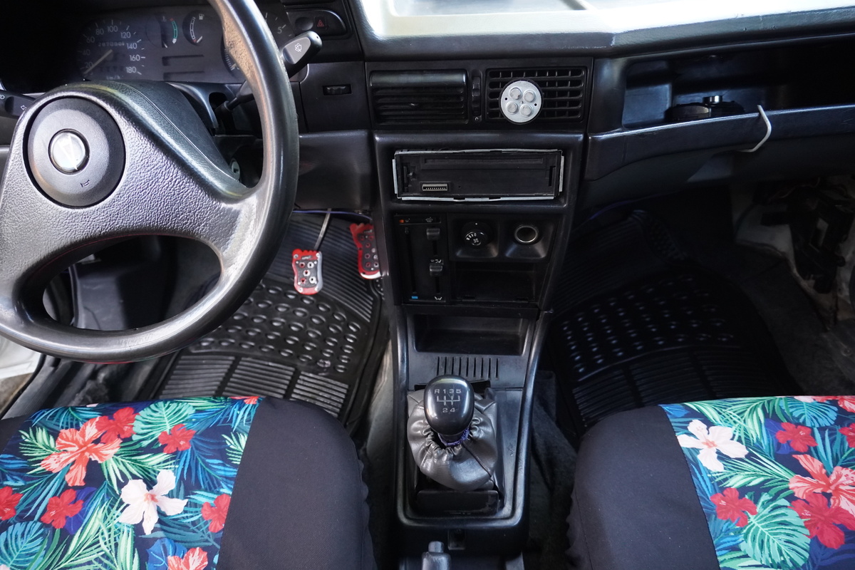 
								Daewoo Racer GTI 1.5 MT full									