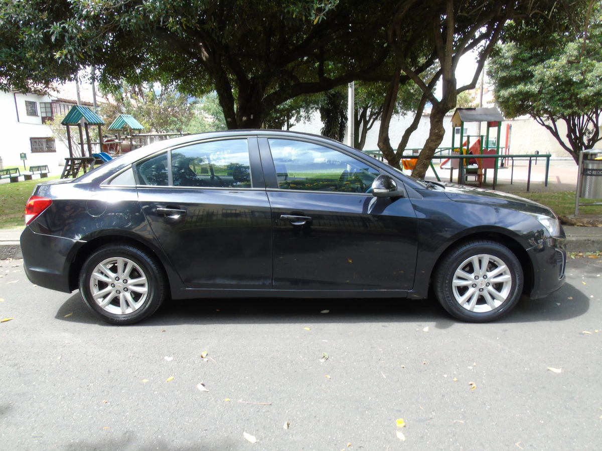 CHEVROLET CRUZE LS 1.8 AT CT TC 4P