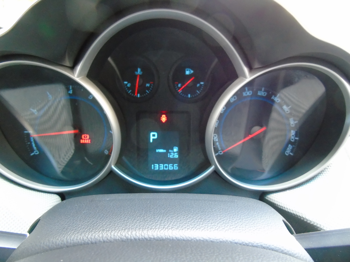 
								CHEVROLET CRUZE LS 1.8 AT CT TC 4P full									