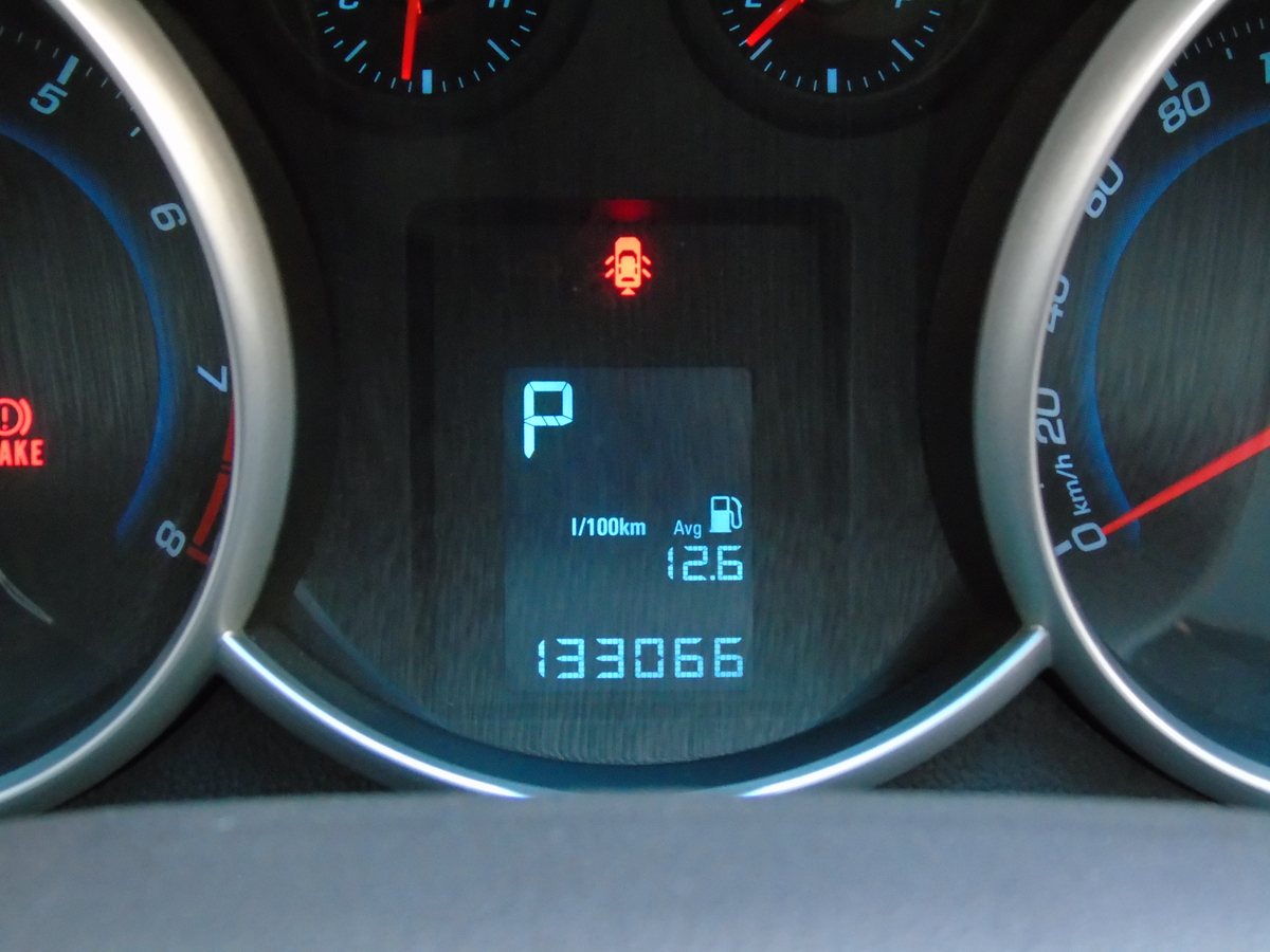 
								CHEVROLET CRUZE LS 1.8 AT CT TC 4P full									
