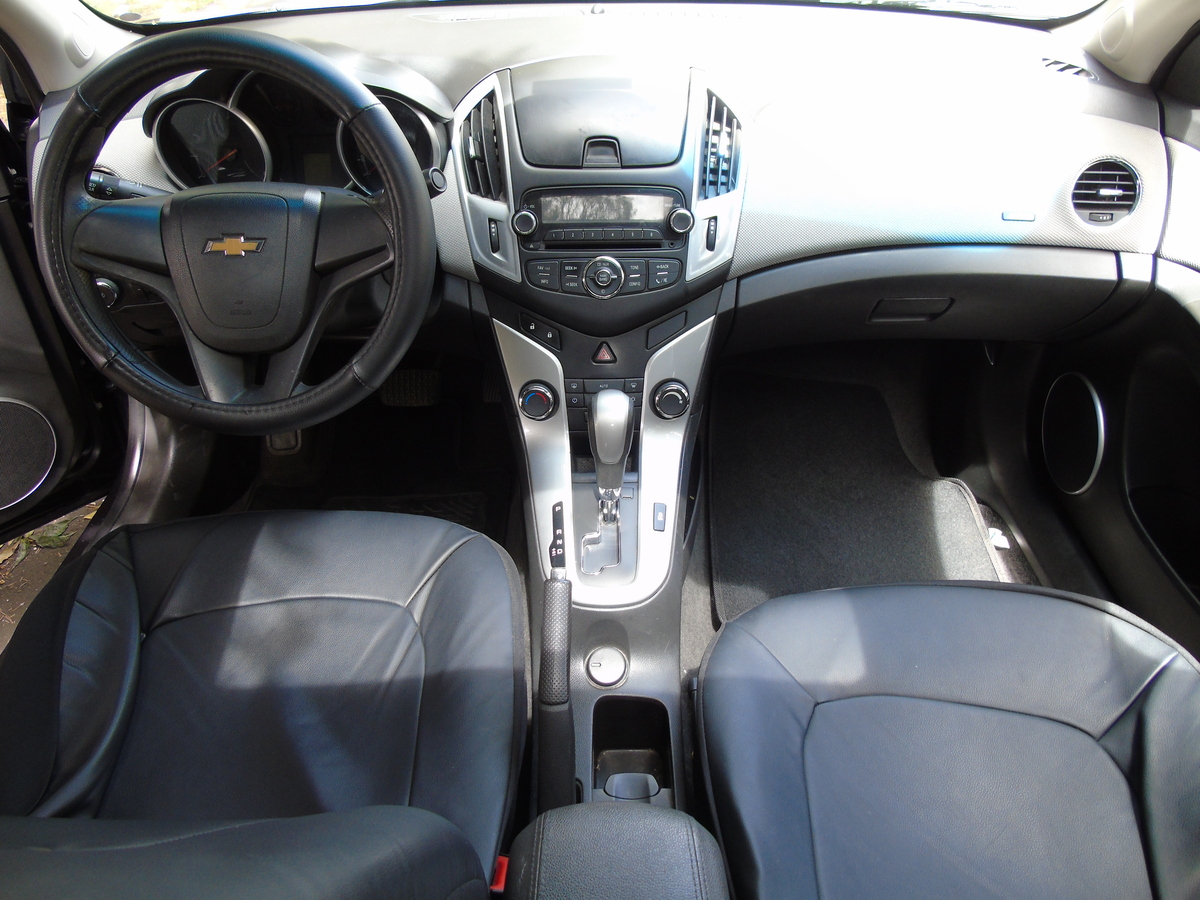 
								CHEVROLET CRUZE LS 1.8 AT CT TC 4P full									
