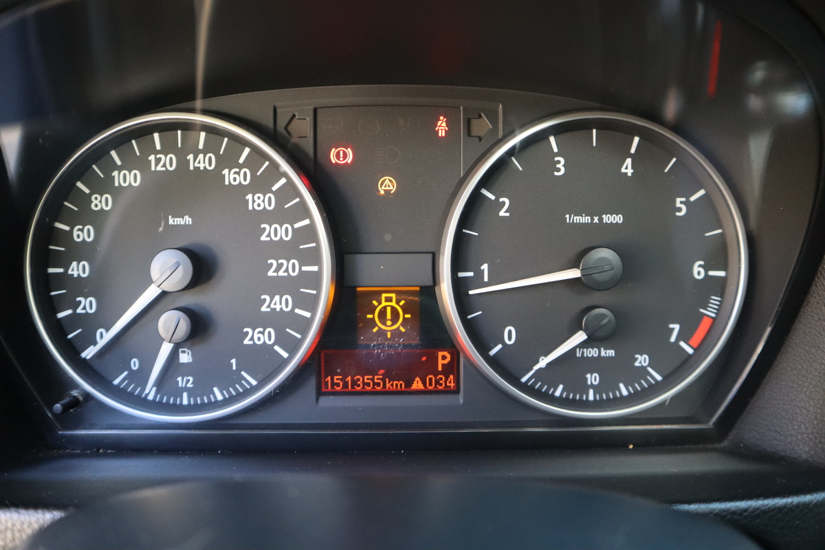 
								Bmw 320i E90 2.0 At Ct 4p full									