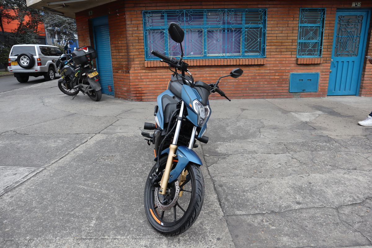 
								Victory Venom 18 Mt 200cc full									