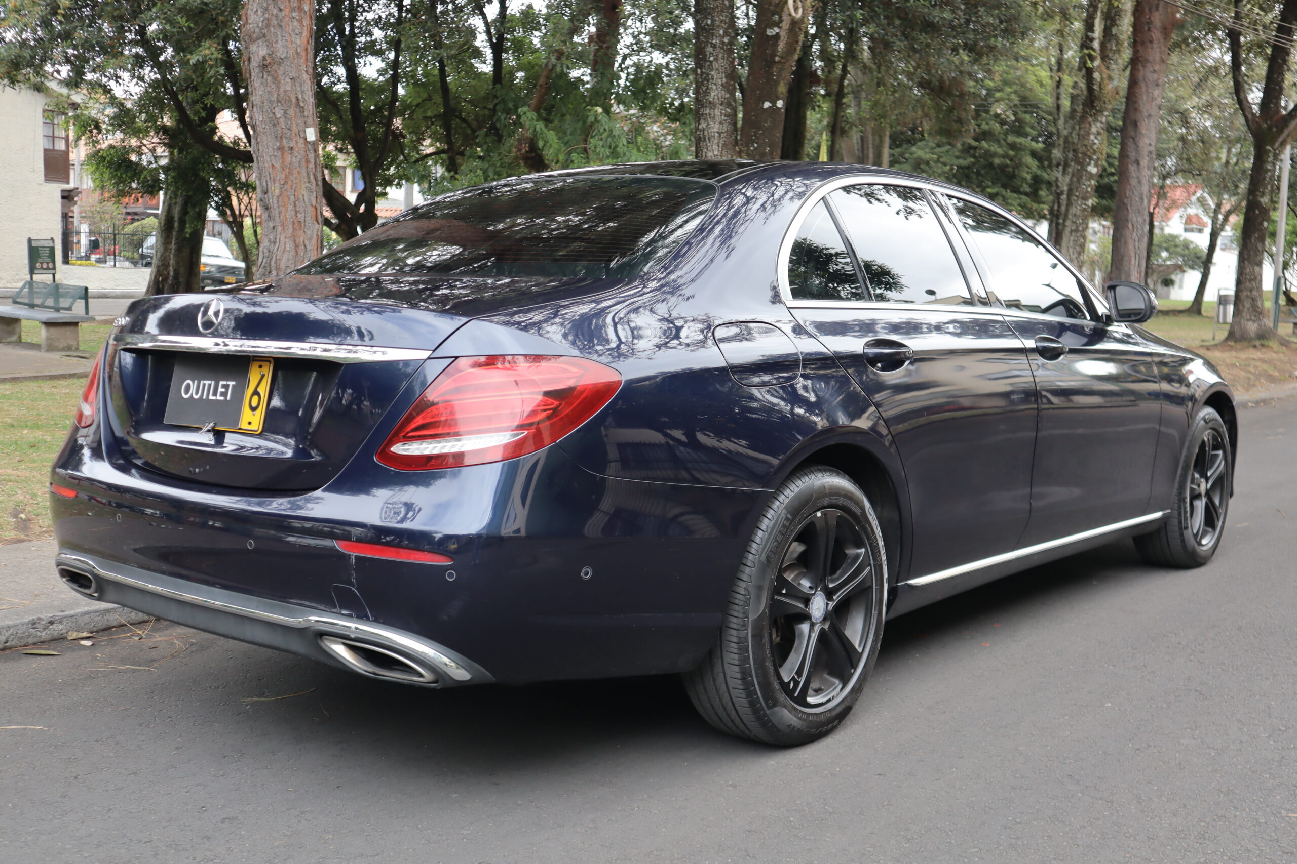 MERCEDES BENZ E 200 AVANTGARDE 2.0 TP T CT 4X2