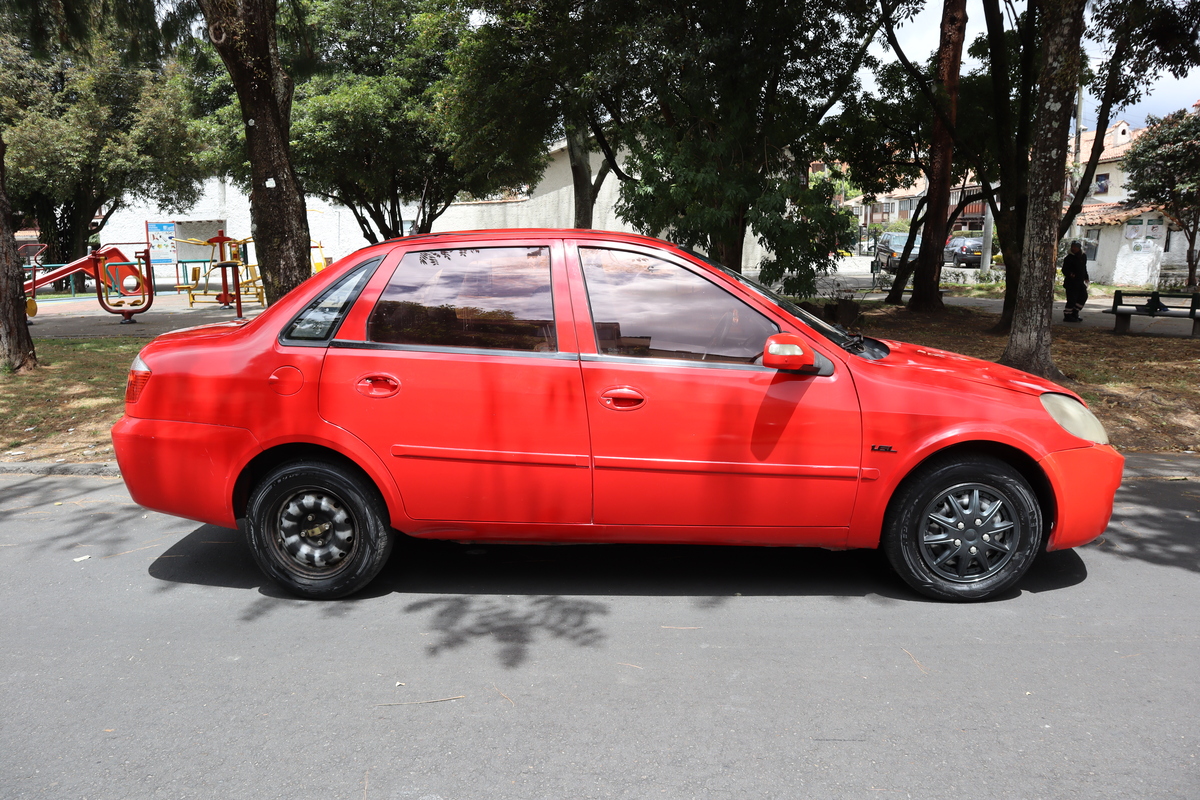 Lifan 520 Dx 1.6 Mt Aa 4p