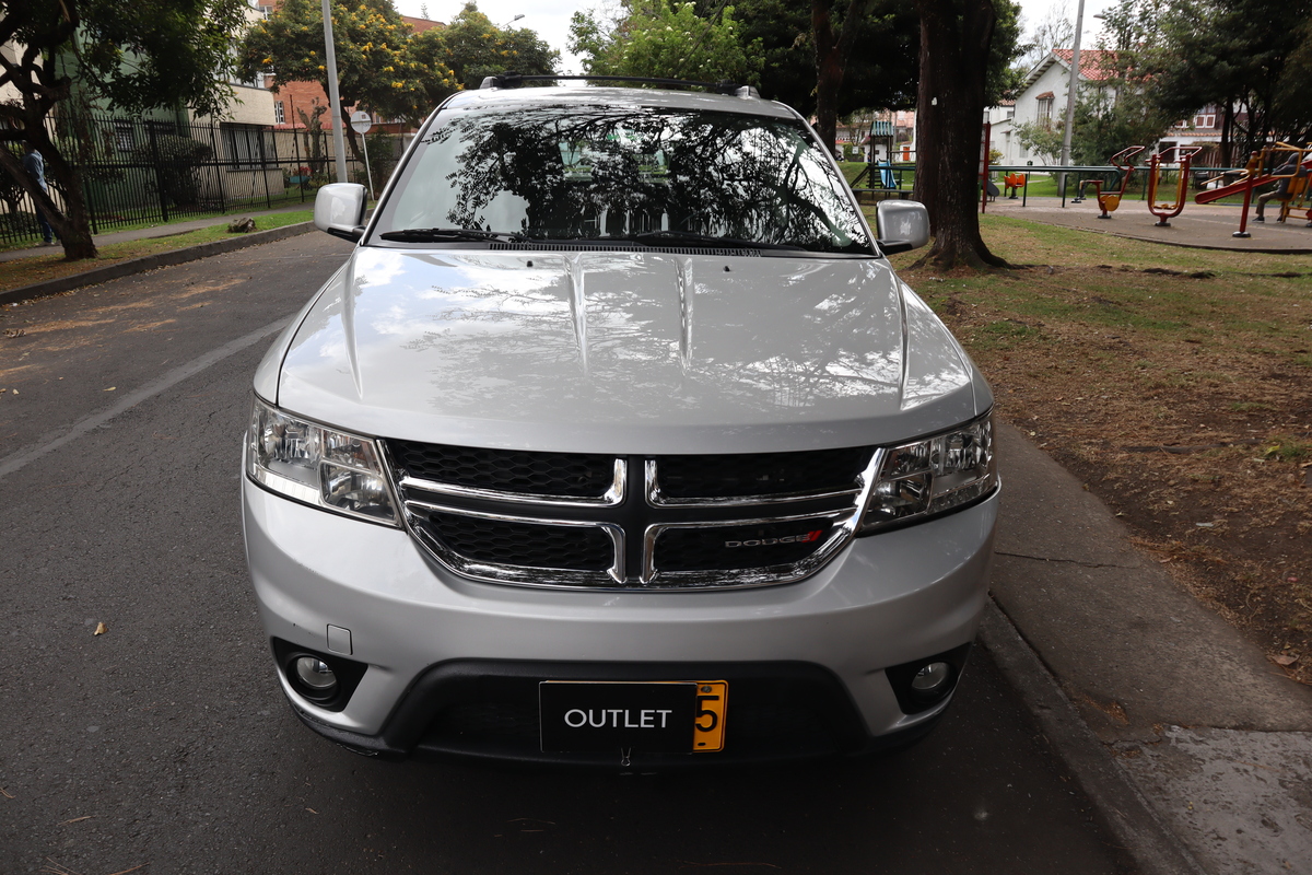 
								Dodge Journey Se 2.4 Tp 7psj 4×2 full									