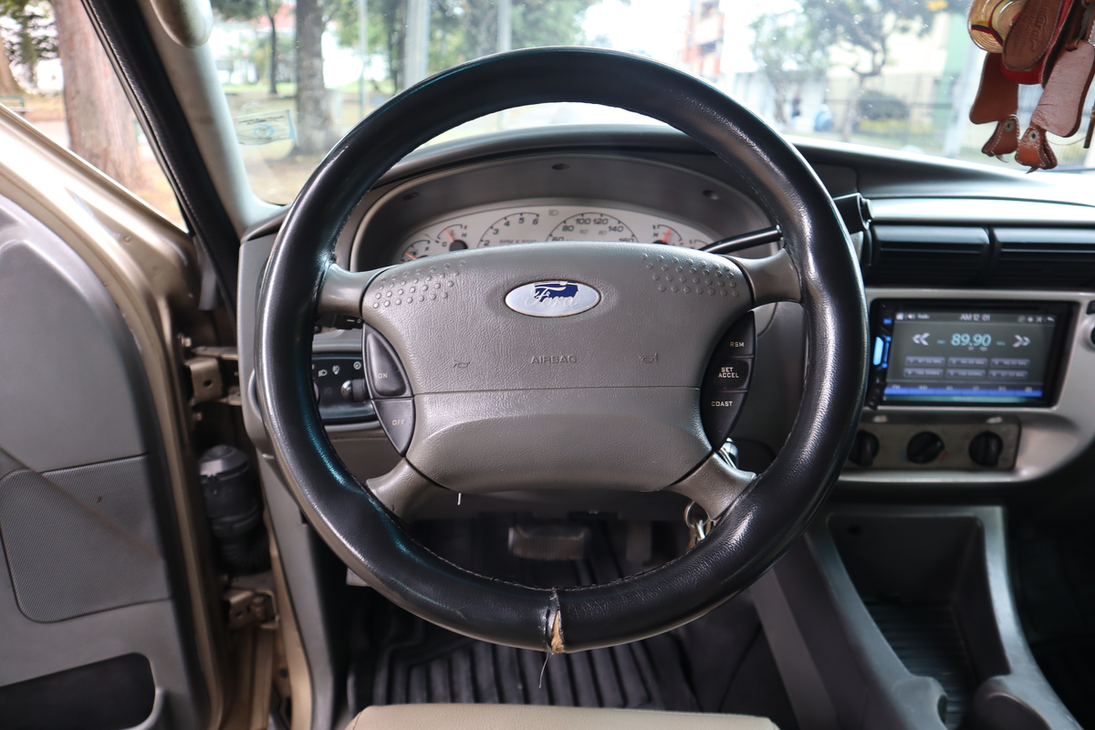 
								Ford Explorer Sport Trac 4.0 At 4×4 full									
