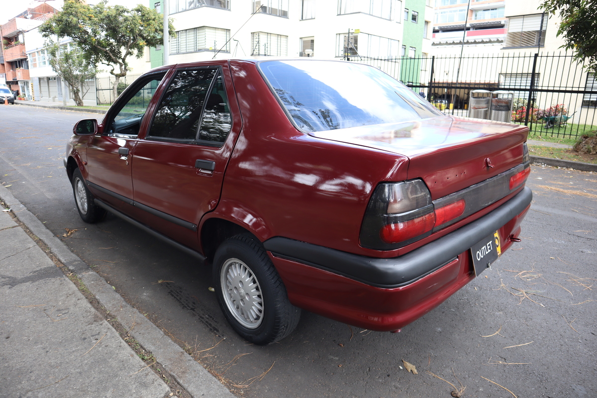 Renault R19 INYECCION 1.4 MT