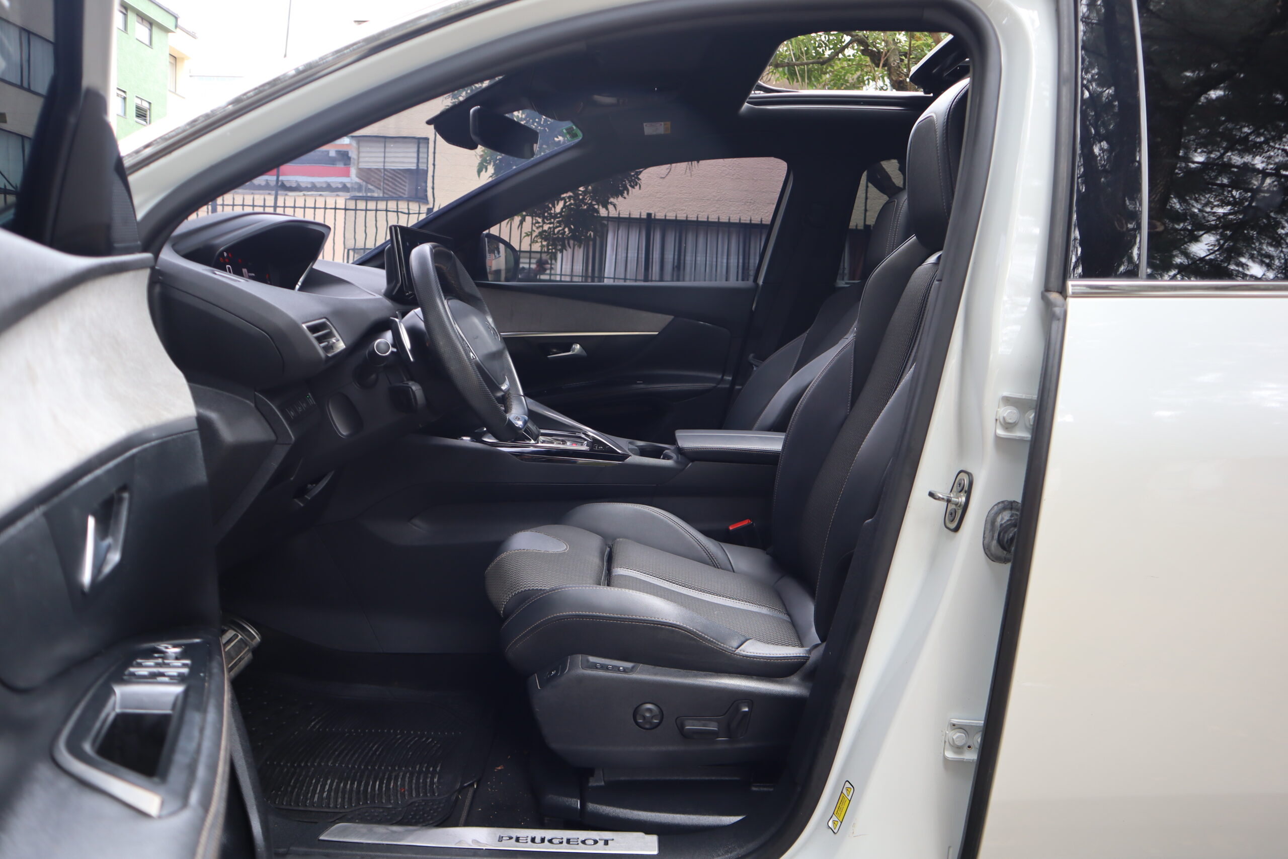 
								Peugeot 5008 Gt Line 1.6 Tp T Ct Tc 7psj 4×2 full									