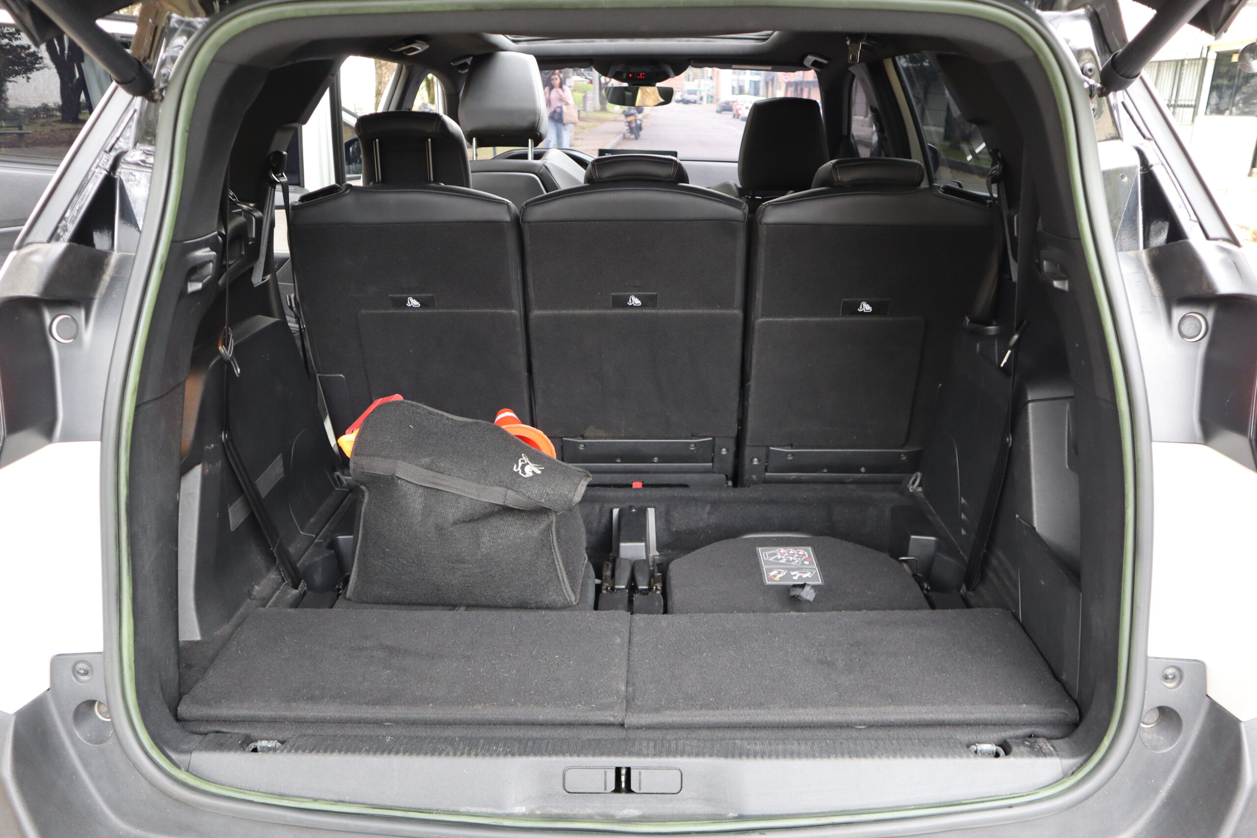 
								Peugeot 5008 Gt Line 1.6 Tp T Ct Tc 7psj 4×2 full									