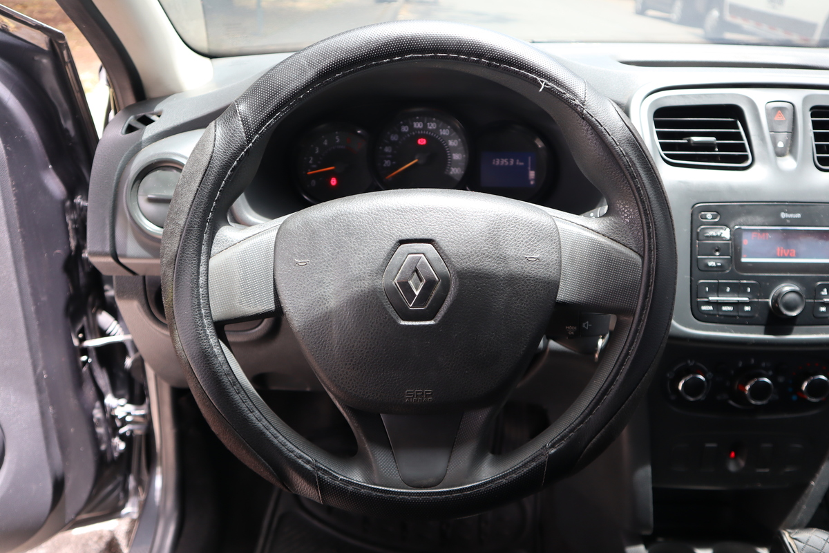 
								Renault Logan Authentique Life 1.6 Mt Aa 2ab Abs full									