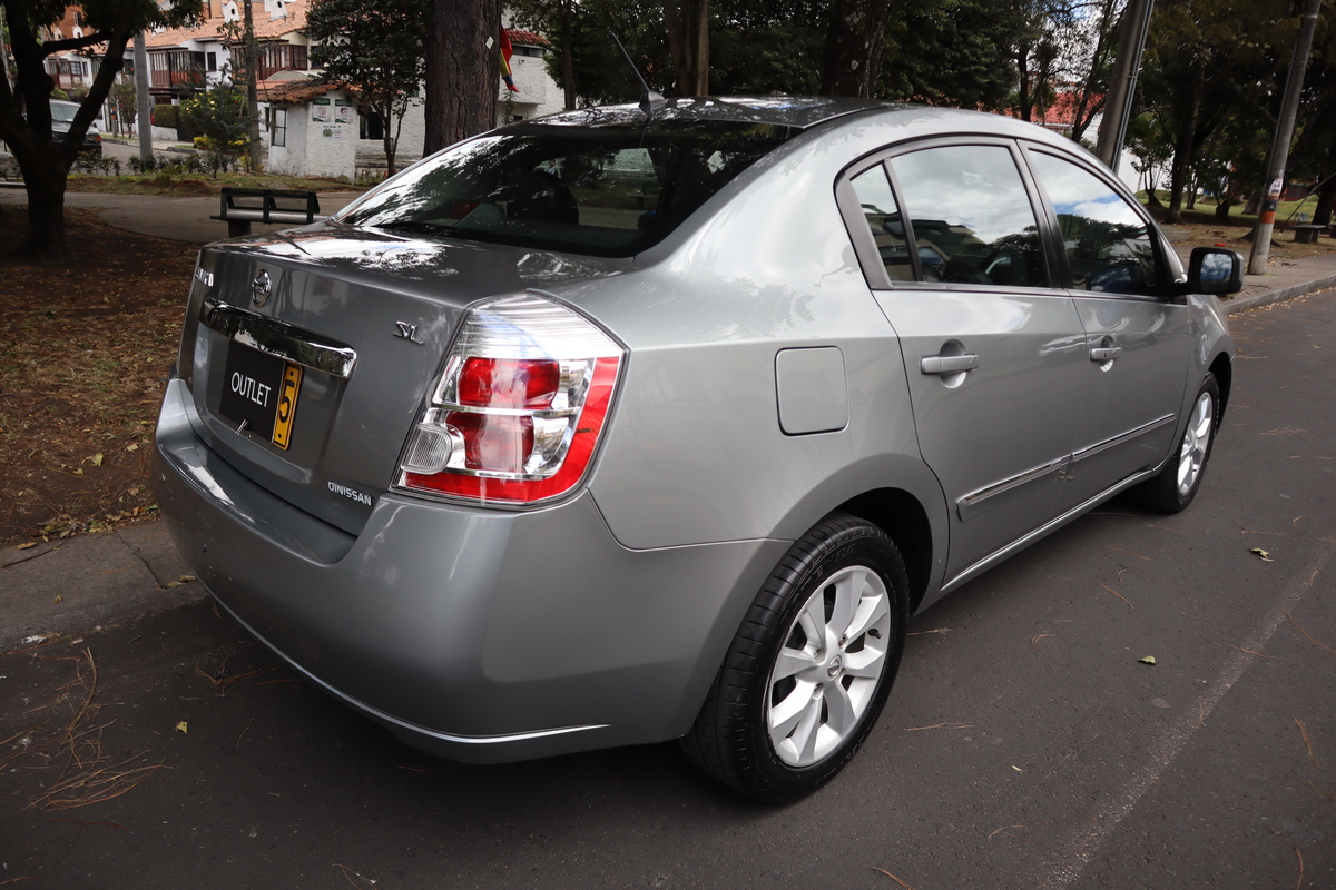 Nissan Sentra Sl 2.0 At 6ab Abs