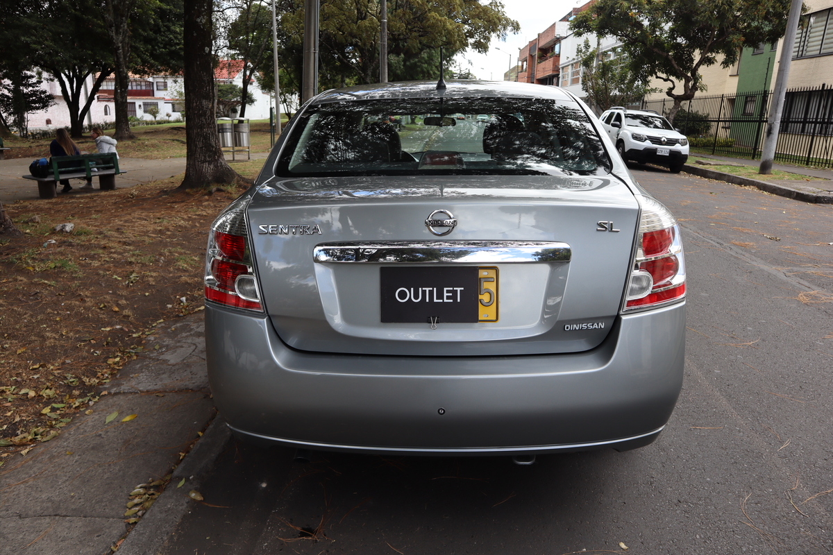 Nissan Sentra Sl 2.0 At 6ab Abs