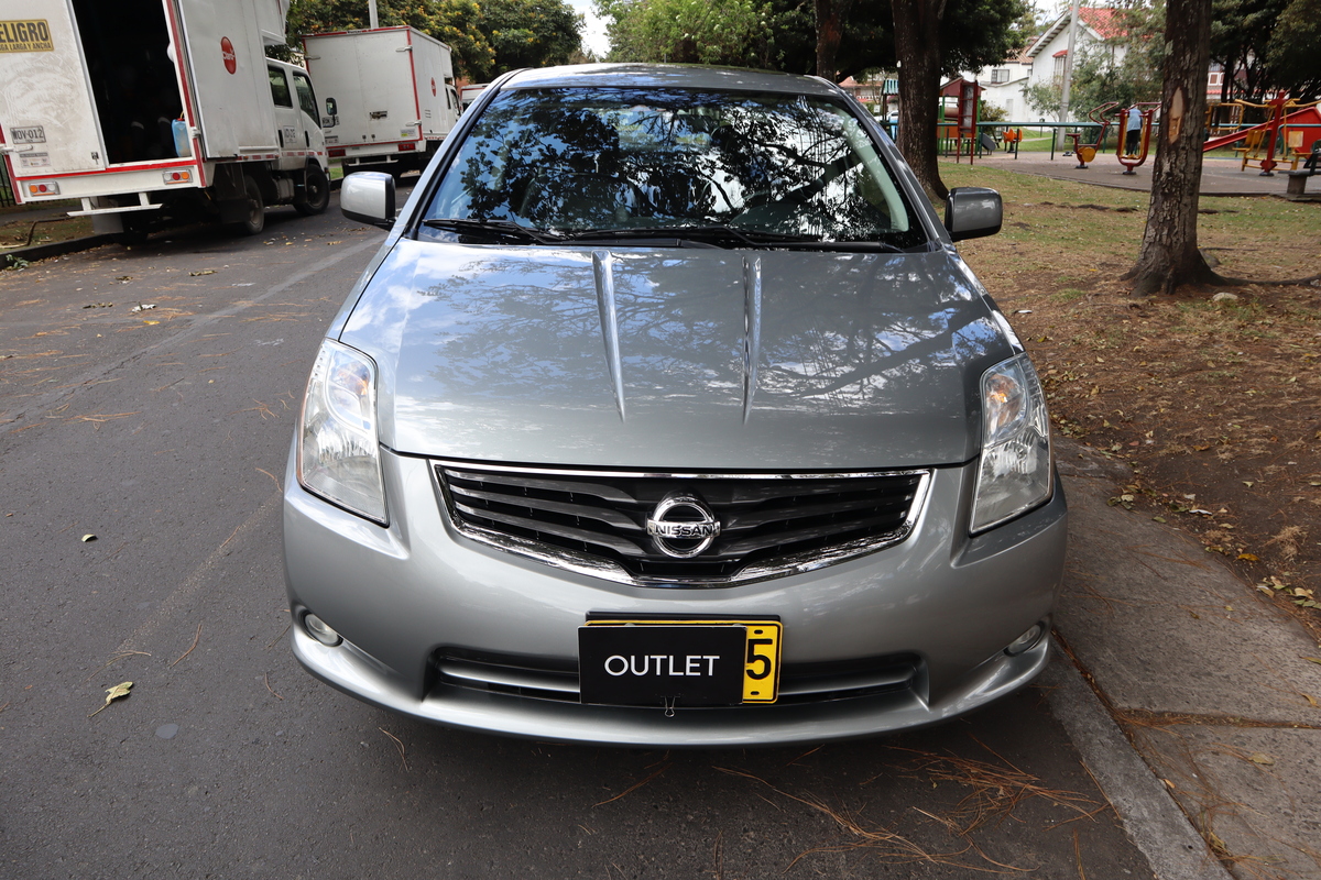 
								Nissan Sentra Sl 2.0 At 6ab Abs full									