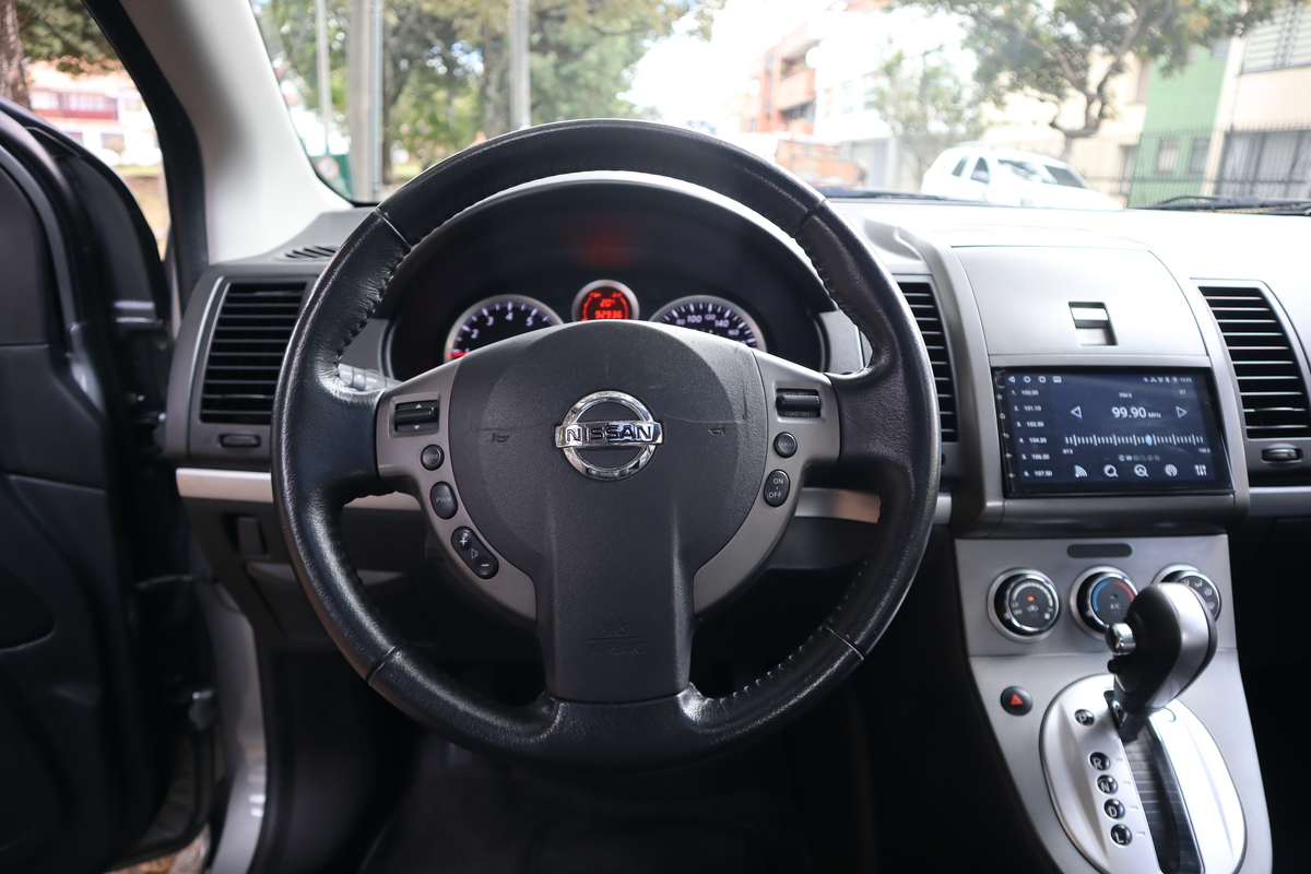 
								Nissan Sentra Sl 2.0 At 6ab Abs full									