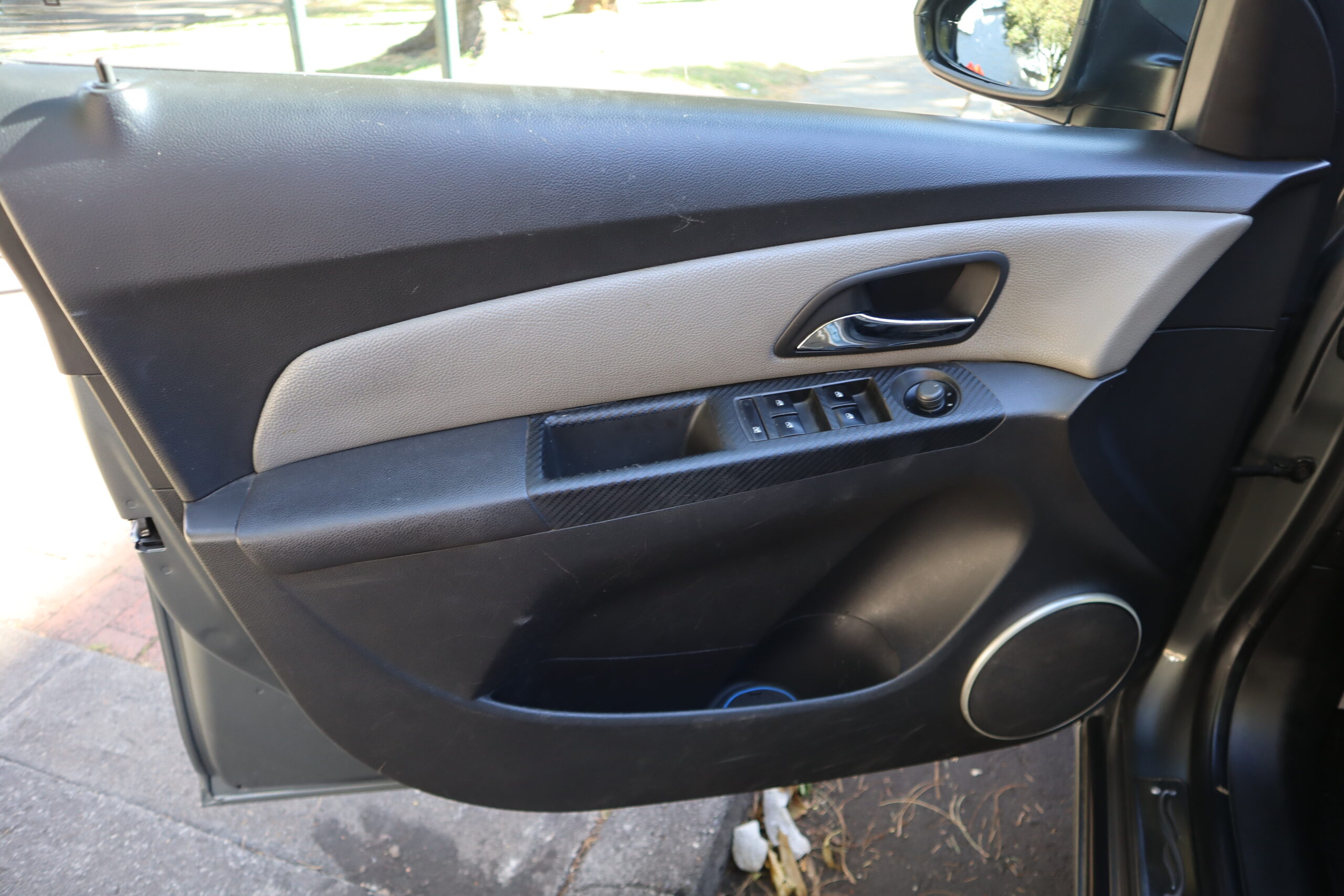 
								Chevrolet Cruze Nickel 1.8 Mt 4p Ct full									