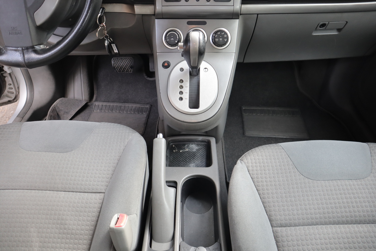 
								Nissan Sentra 2.0 S At 2ab Abs full									