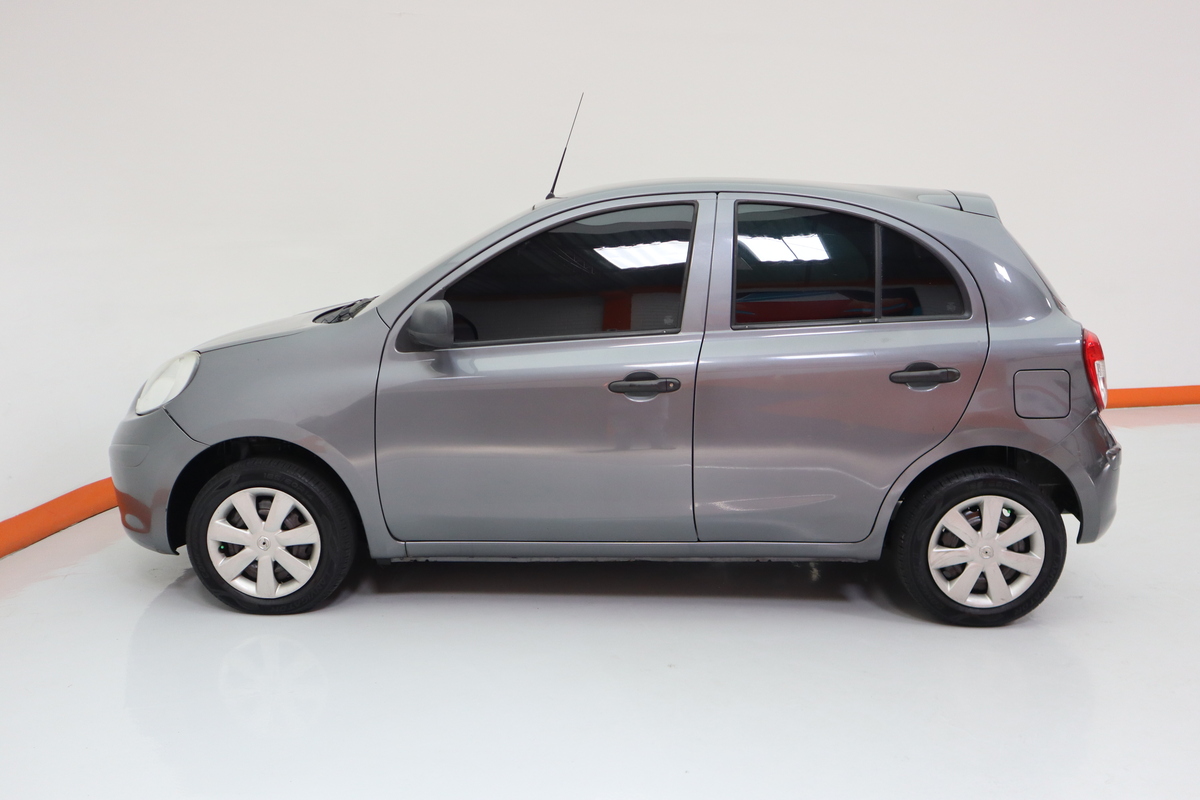 
								Nissan March Active 1.6 Mt Aa 2ab Abs full									