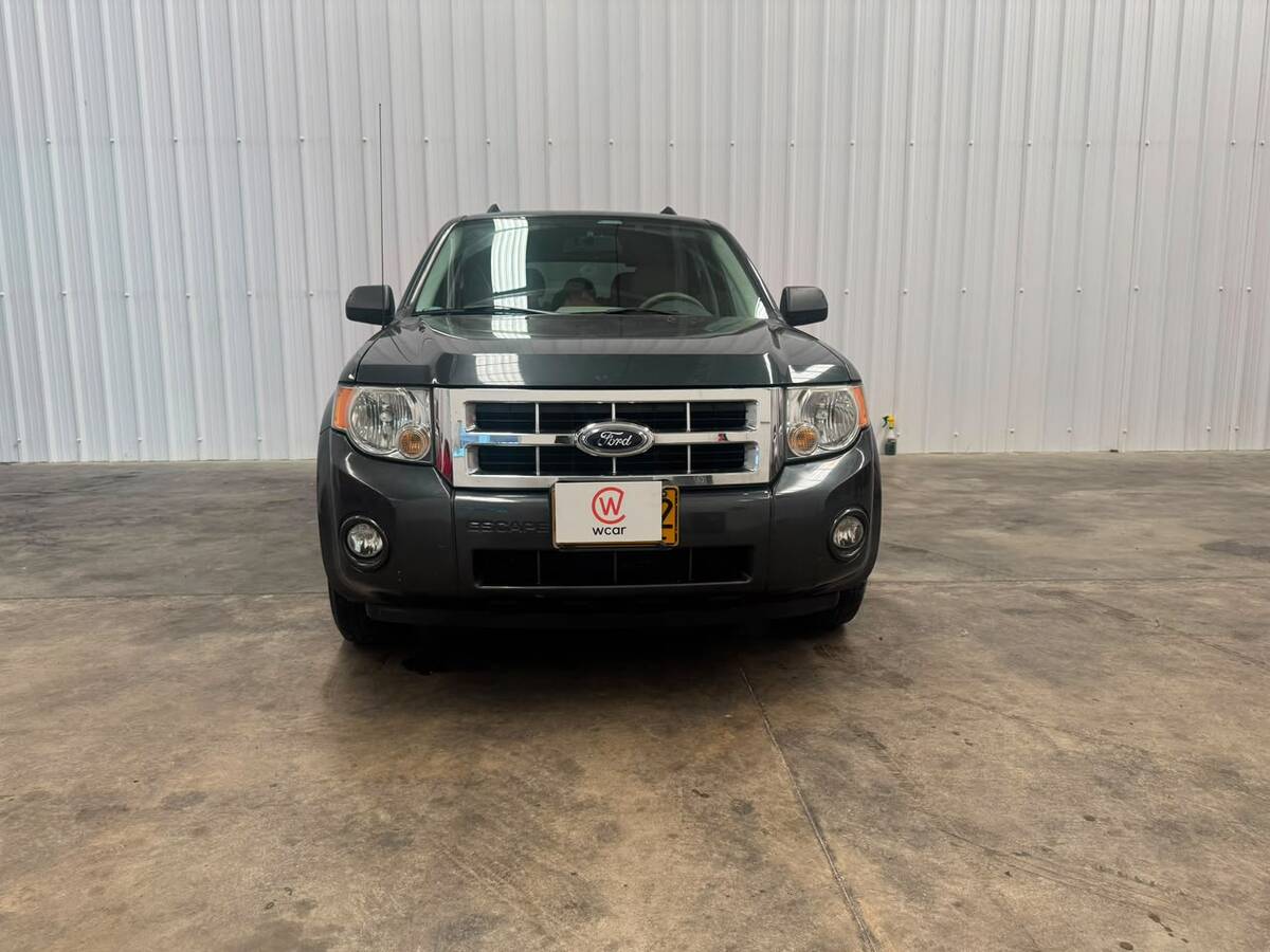 
								Ford Escape Xlt 3.0 At 4×4 full									