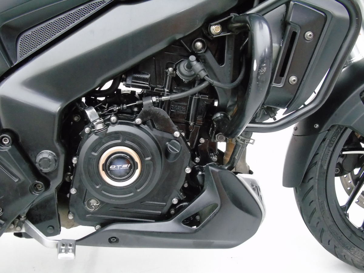 
								Bajaj Dominar D 400 Mt full									