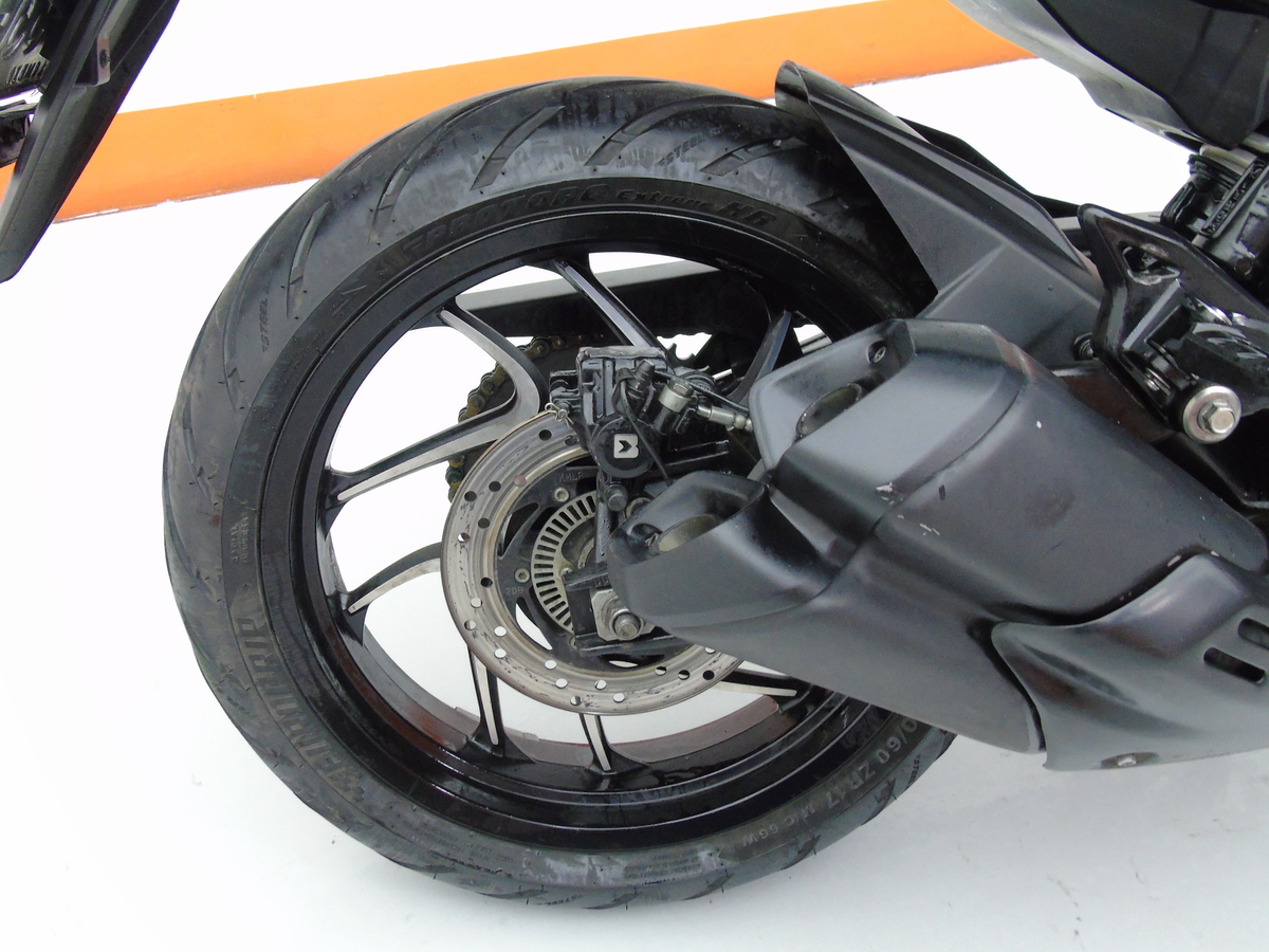 
								Bajaj Dominar D 400 Mt full									