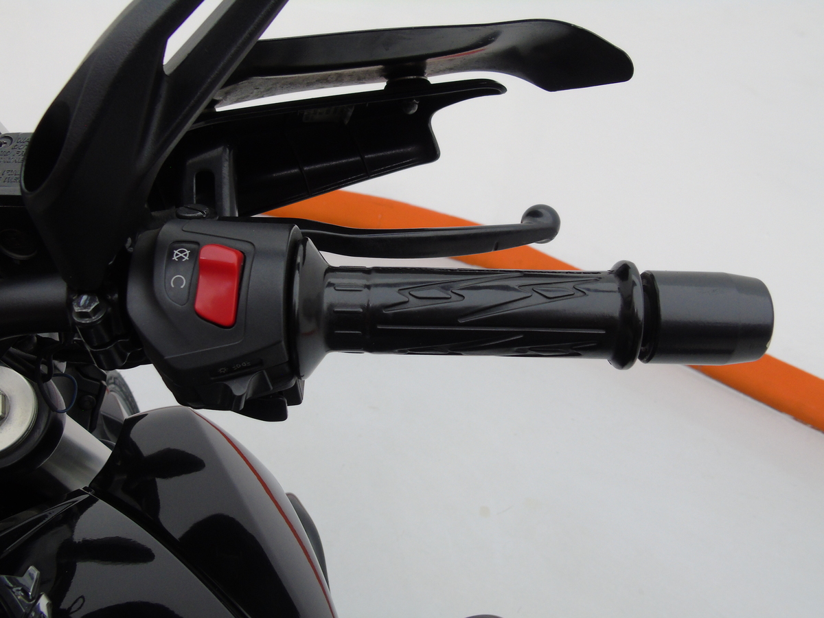 
								Bajaj Dominar D 400 Mt full									
