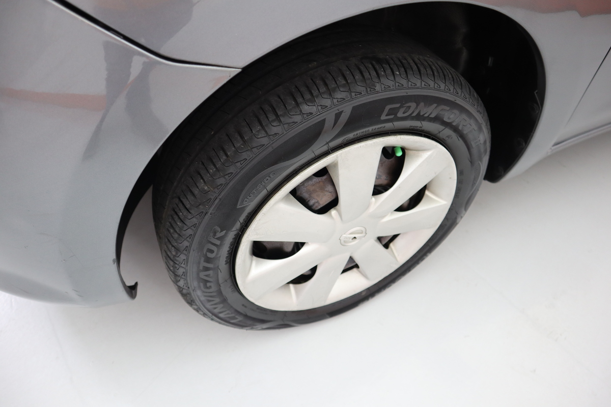 
								Nissan March Active 1.6 Mt Aa 2ab Abs full									
