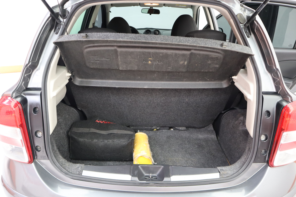 
								Nissan March Active 1.6 Mt Aa 2ab Abs full									
