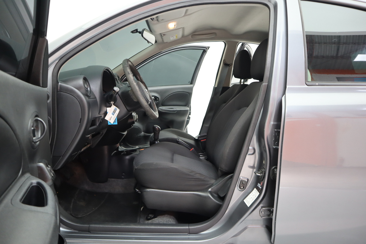 
								Nissan March Active 1.6 Mt Aa 2ab Abs full									