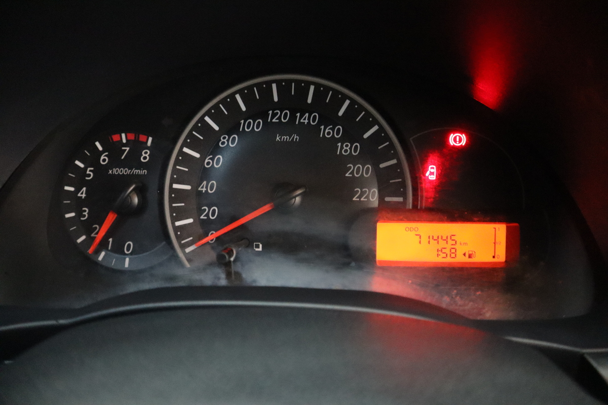
								Nissan March Active 1.6 Mt Aa 2ab Abs full									