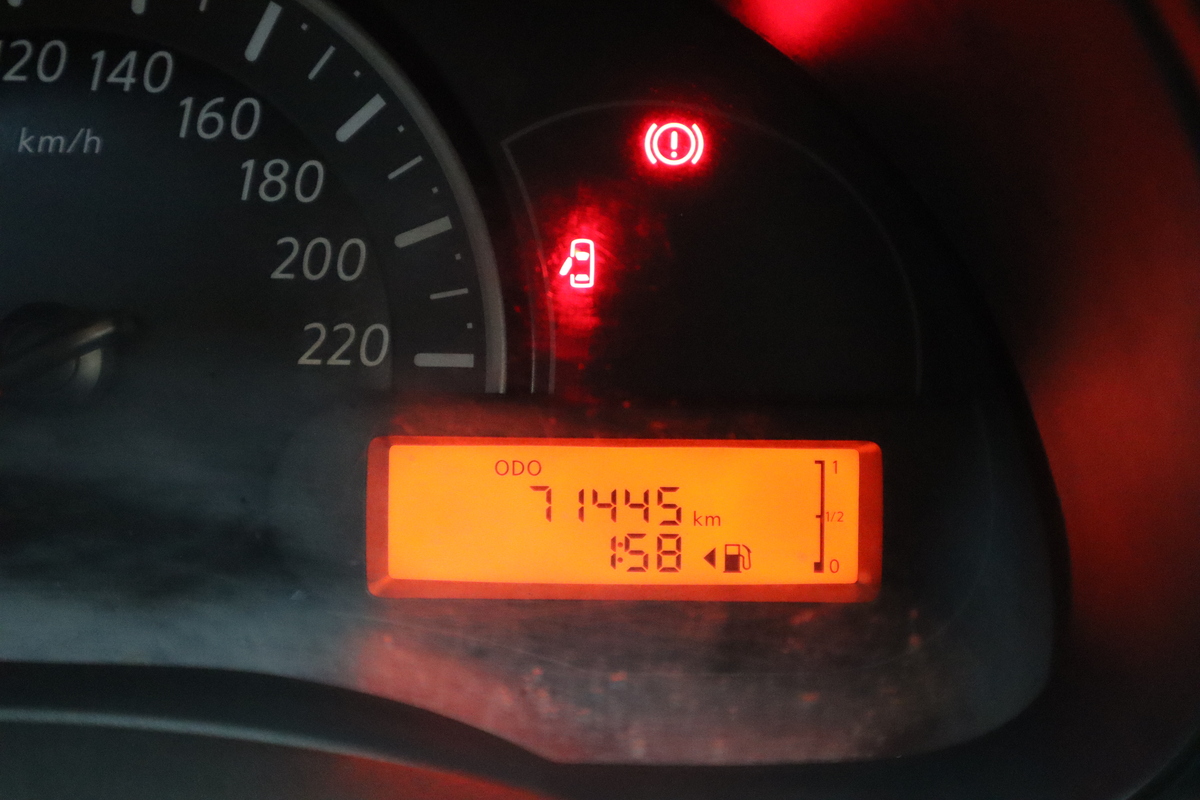 
								Nissan March Active 1.6 Mt Aa 2ab Abs full									