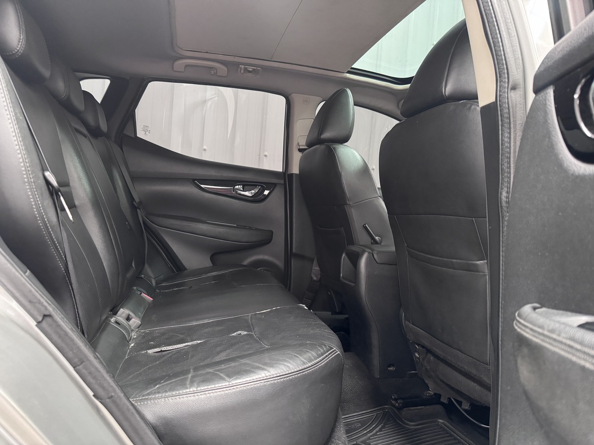 
								Nissan Qashqai Exclusive 2.0 Tp 6ab Abs Ct Tc 4×4 full									