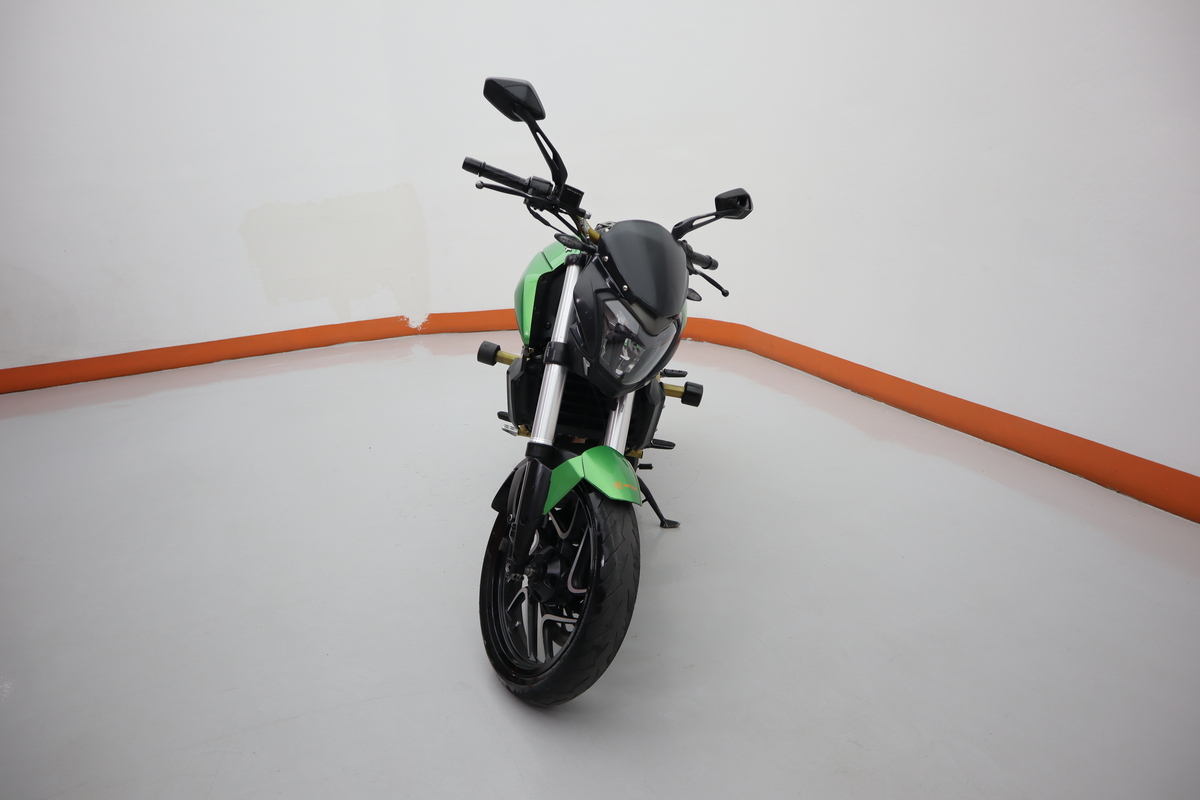 
								Bajaj Dominar 400 Mt 400cc full									