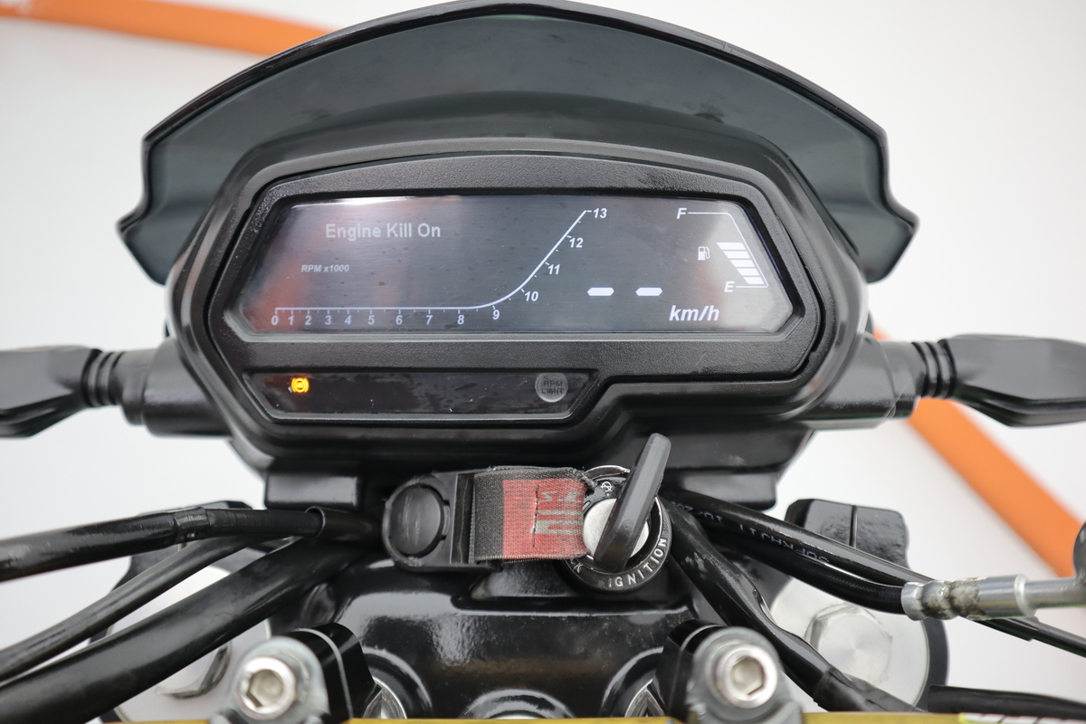 
								Bajaj Dominar 400 Mt 400cc full									