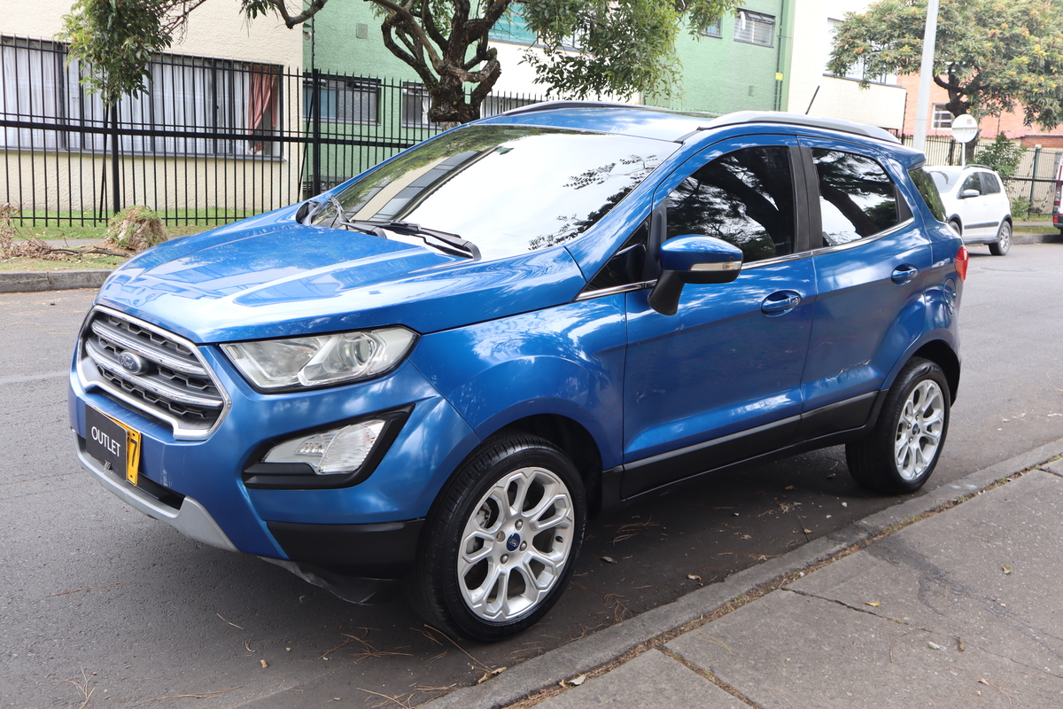 
								Ford Ecosport TITANIUM 2.0 TP 4X2 full									