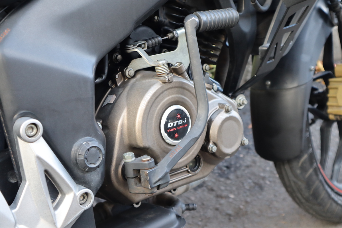 
								Bajaj Pulsar 150 Ns Mt 150cc full									