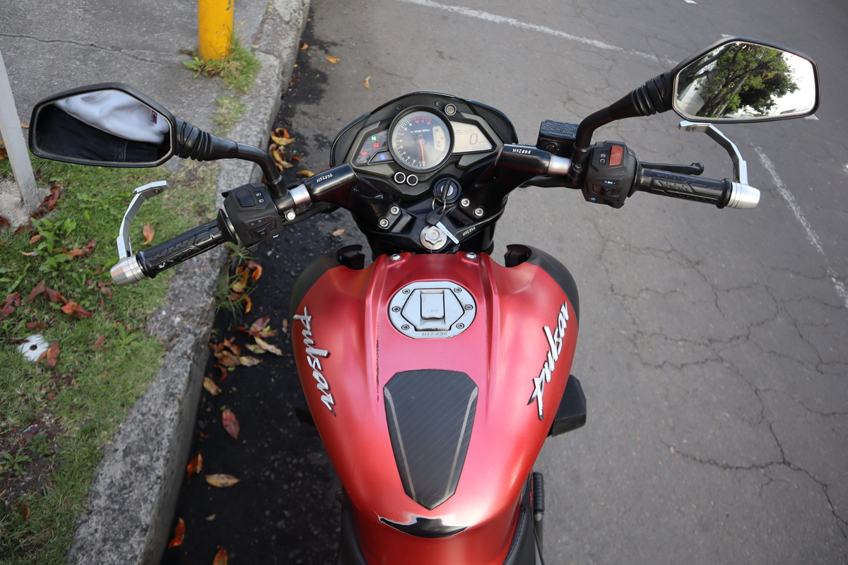 
								Bajaj Pulsar 150 Ns Mt 150cc full									
