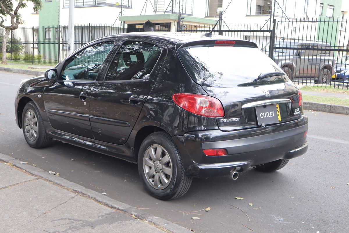 Peugeot 207 Compact Xs 1.6 At