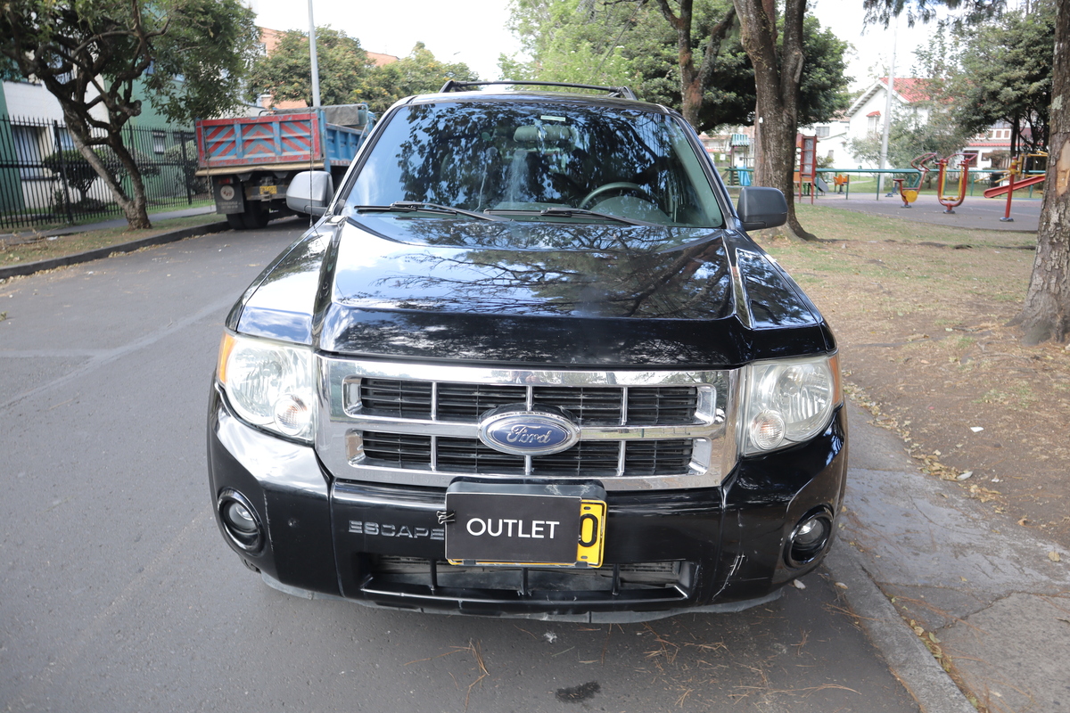 
								Ford Escape XLT 3.0 AT 4X4 full									
