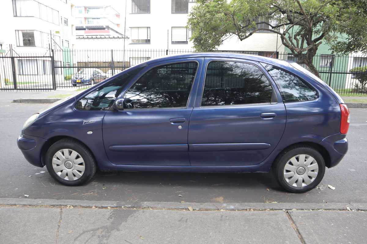 
								Citroën Xsara Picasso EXCLUSSIVE 2.0 AT full									