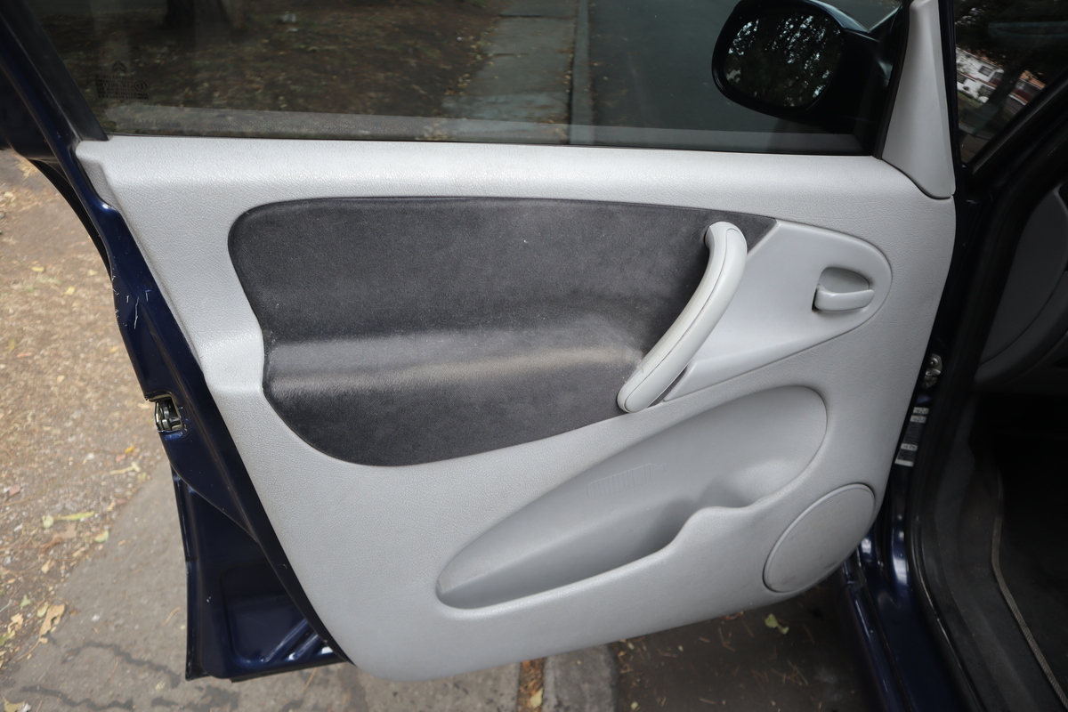 
								Citroën Xsara Picasso EXCLUSSIVE 2.0 AT full									