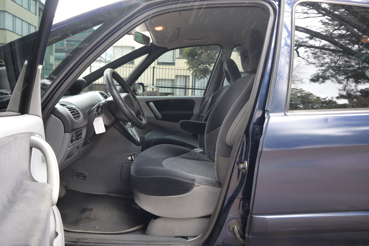 
								Citroën Xsara Picasso EXCLUSSIVE 2.0 AT full									