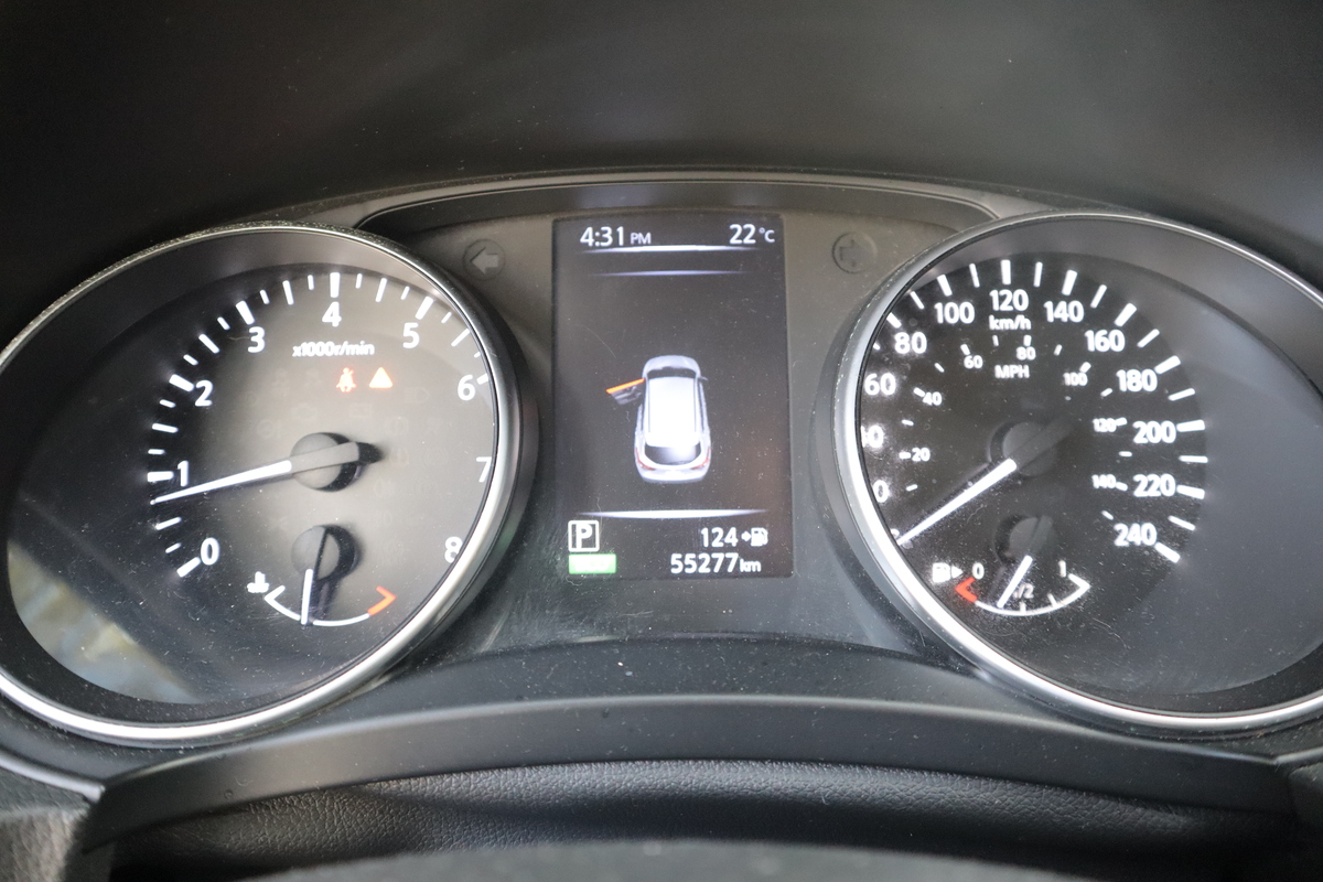 
								Nissan Qashqa Advance 2.0 Tp 2ab Abs 4×2 full									
