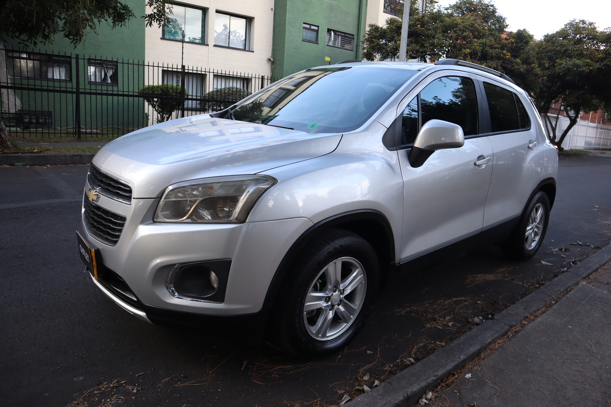 
								Chevrolet Tracker Ls 1.8 Tp 4×2 full									