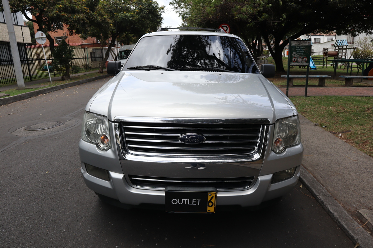 
								Ford Explorer Xlt 4.0 At 7psj 4×4 (blindaje Tipo 3) full									