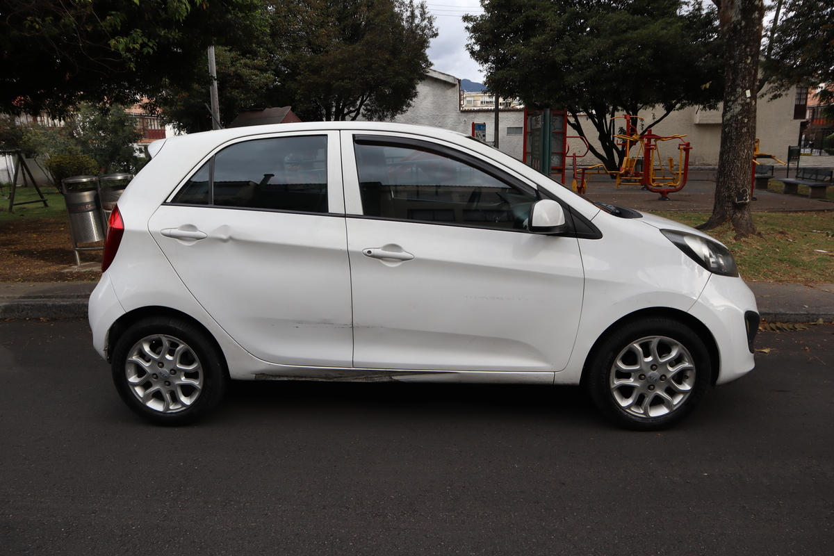 
								Kia Picanto Ion Xtrem 1.25 Mt full									