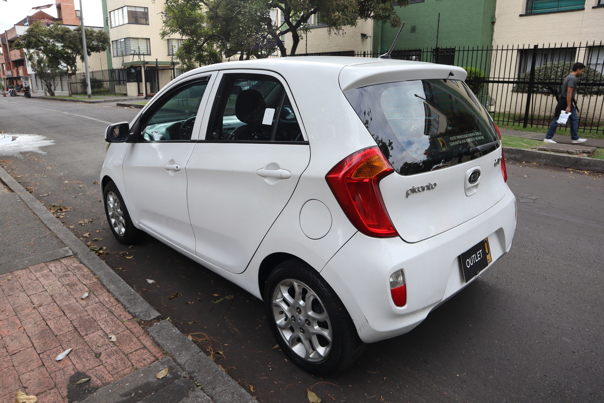 
								Kia Picanto Ion Xtrem 1.25 Mt full									