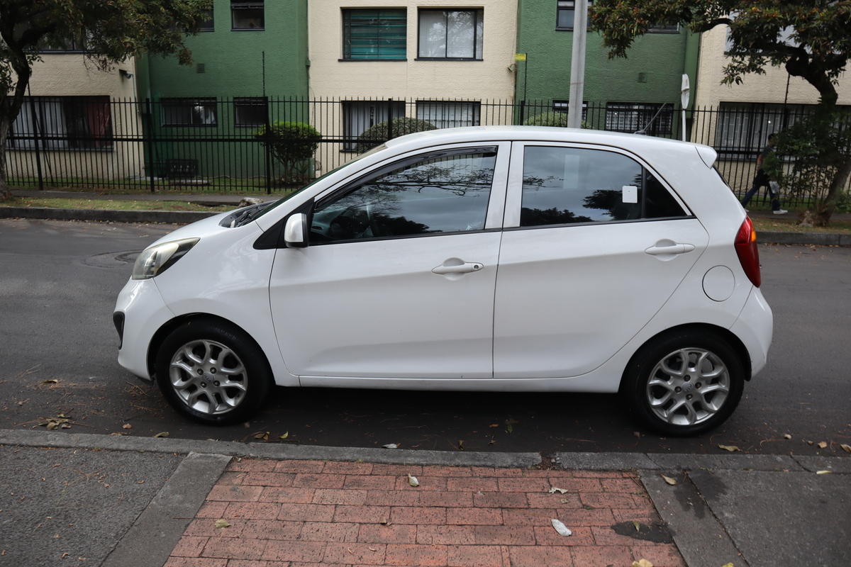 
								Kia Picanto Ion Xtrem 1.25 Mt full									
