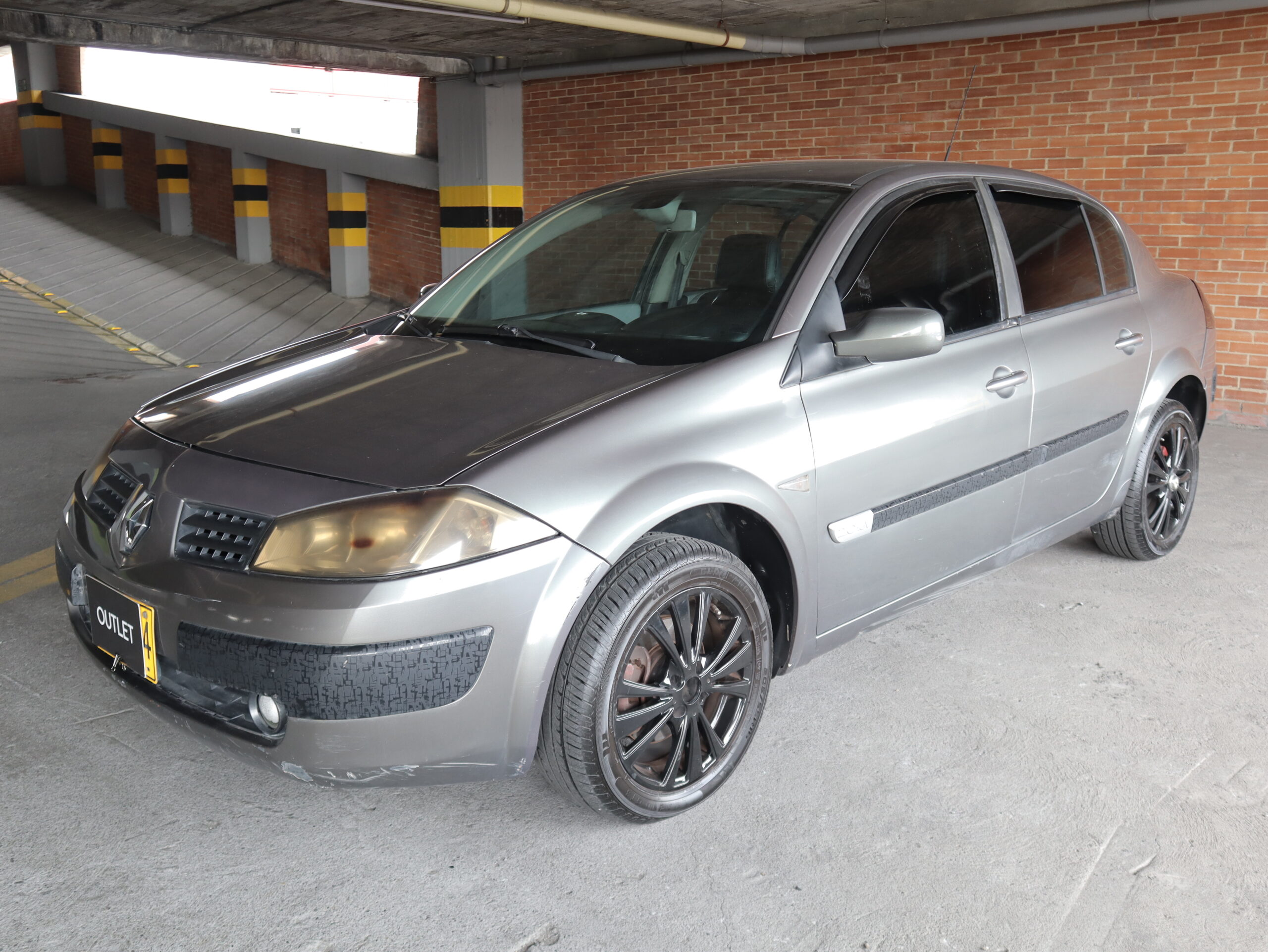 
								Renault Megane Expression 2.0 At Abs full									