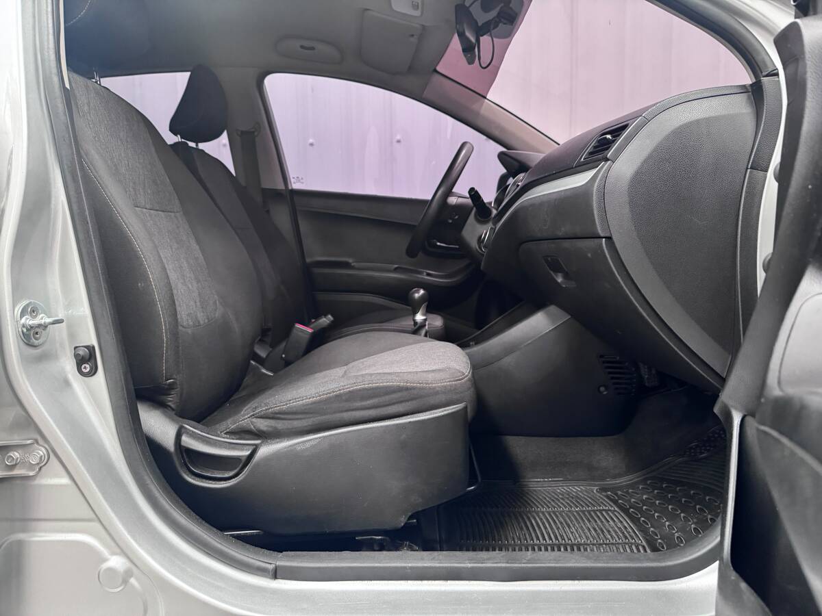 
								Kia Picanto Ion R ION R 1.0 MT AA full									